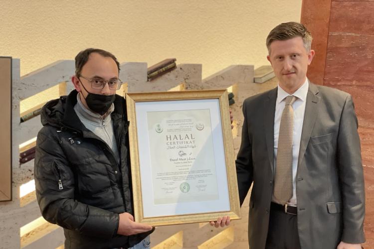 Uručen halal certifikaa tvrtki Đuzel Meat