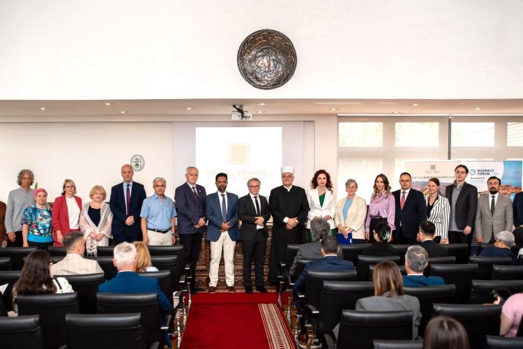 Halal Travel & Taste Summit, stručni međunarodni skup kojim je Zagreb pozicioniran u središte razgovora o jednom od najdinamičnijih segmenata svjetske turističke industrije, održan je u prostoru Islamskog centra Zagreb, mjestu koje desetljećima predstavlja prostor dijaloga, kulture i susreta ideja.